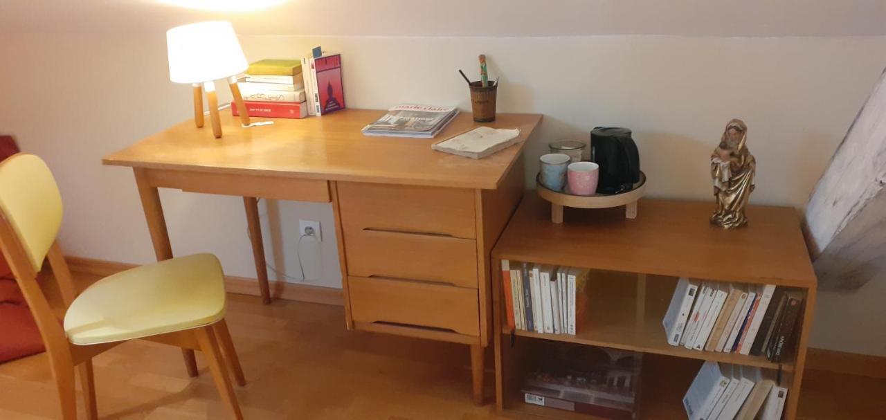 רמירמון La Chouette Maison - Chambres D'Hotes Et Gite En Ville מראה חיצוני תמונה