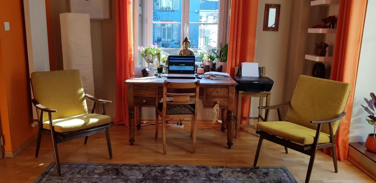 רמירמון La Chouette Maison - Chambres D'Hotes Et Gite En Ville מראה חיצוני תמונה