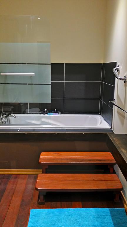 רמירמון La Chouette Maison - Chambres D'Hotes Et Gite En Ville חדר תמונה